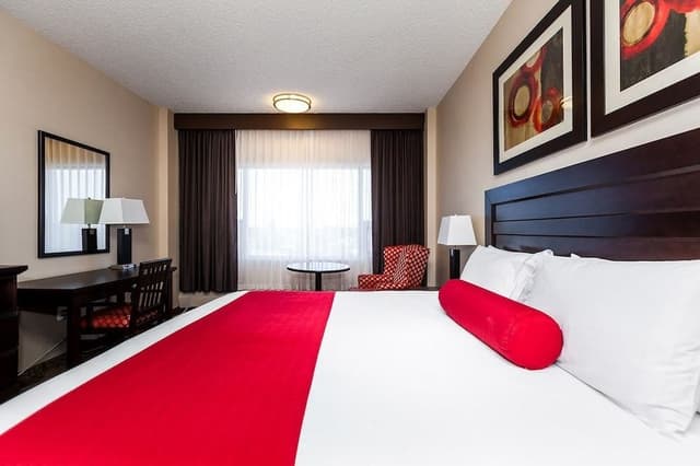 Standard Room, 1 King Bed