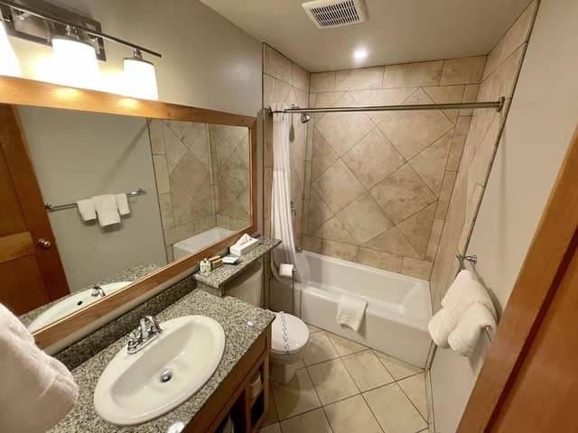 Deluxe Room, 2 Queen Beds, Balcony (Pet-Friendly)