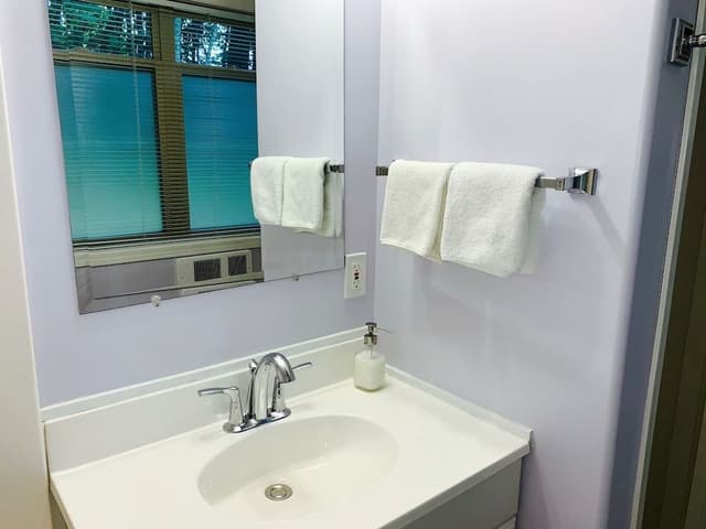 Comfort Suite, 1 Queen Bed, Non Smoking, Kitchen