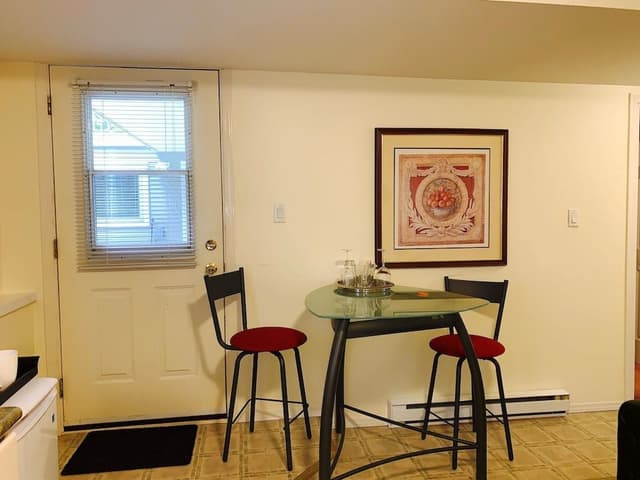 Comfort Suite, 1 Queen Bed, Non Smoking, Kitchen