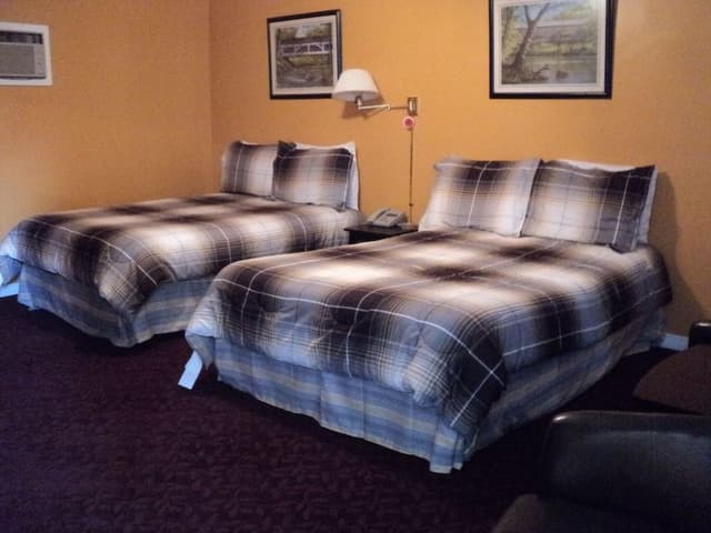 Standard Double Room, 2 Double Beds, Smoking, Garden View
