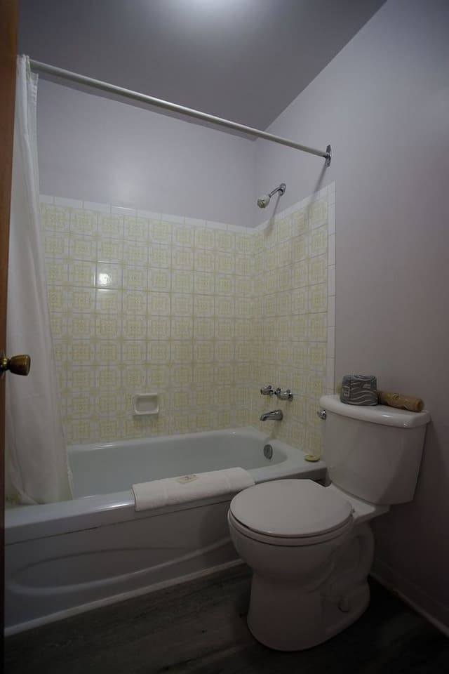 Classic Queen Room, First Floor