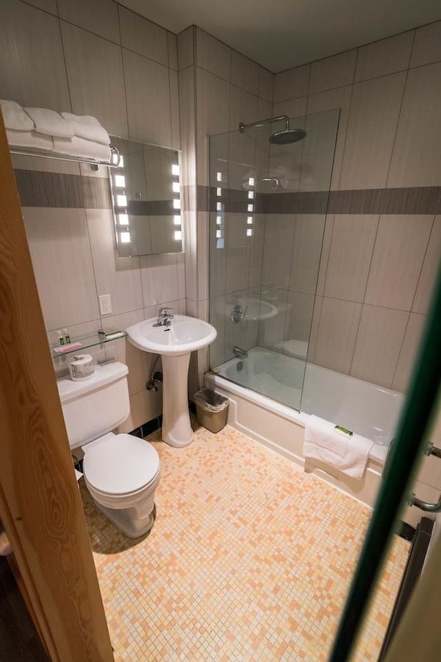 Deluxe Room, 2 Queen Beds
