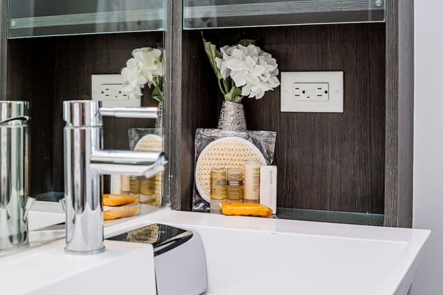 Executive 1 Bedroom Suite, Kitchen, City View