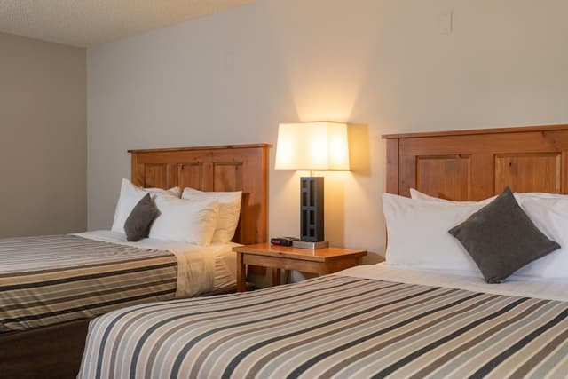 Standard Room, 2 Queen Beds