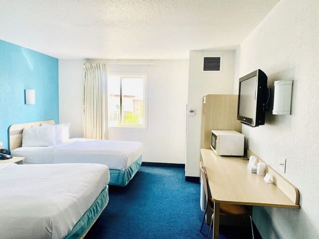 Deluxe Room, 2 Double Beds, Non Smoking, Refrigerator & Microwave