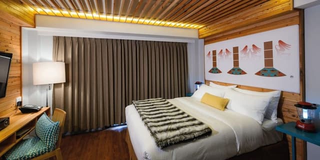 Deluxe Room, 1 Queen Bed