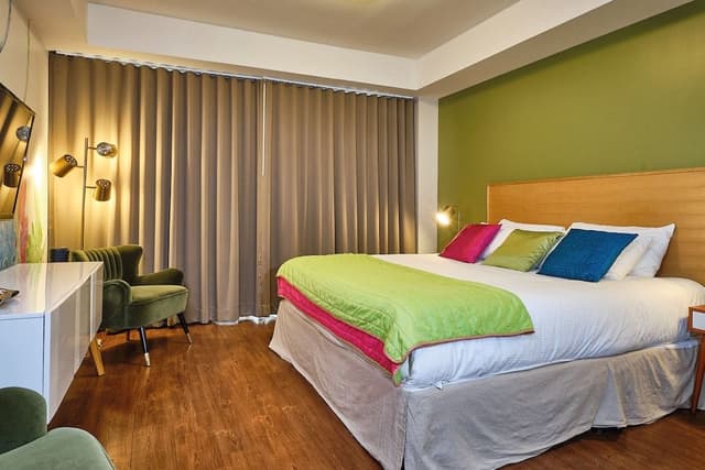 Deluxe Room, 1 King Bed