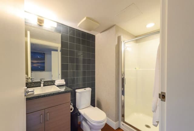 Deluxe Room, 1 King Bed