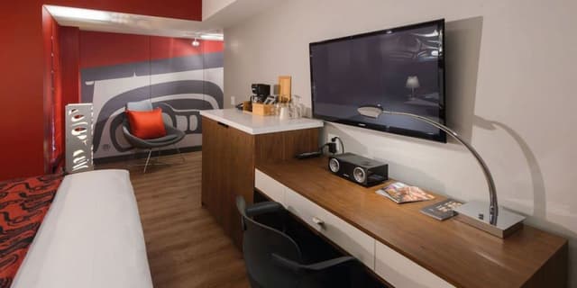 Deluxe Room, 1 King Bed