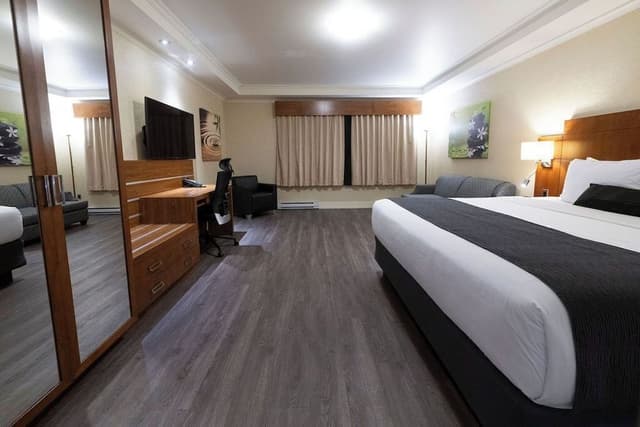 Signature Room