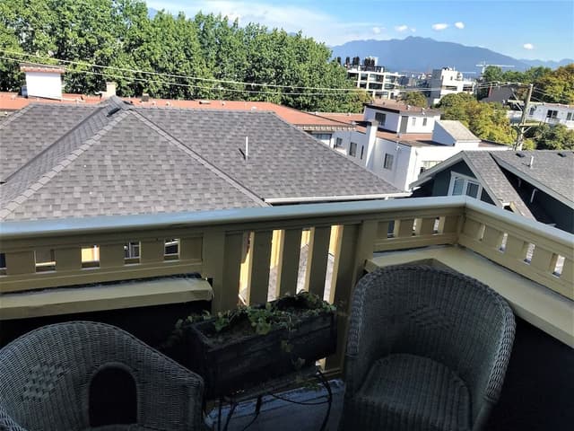 Suite, 2 Bedrooms, Shared Bathroom