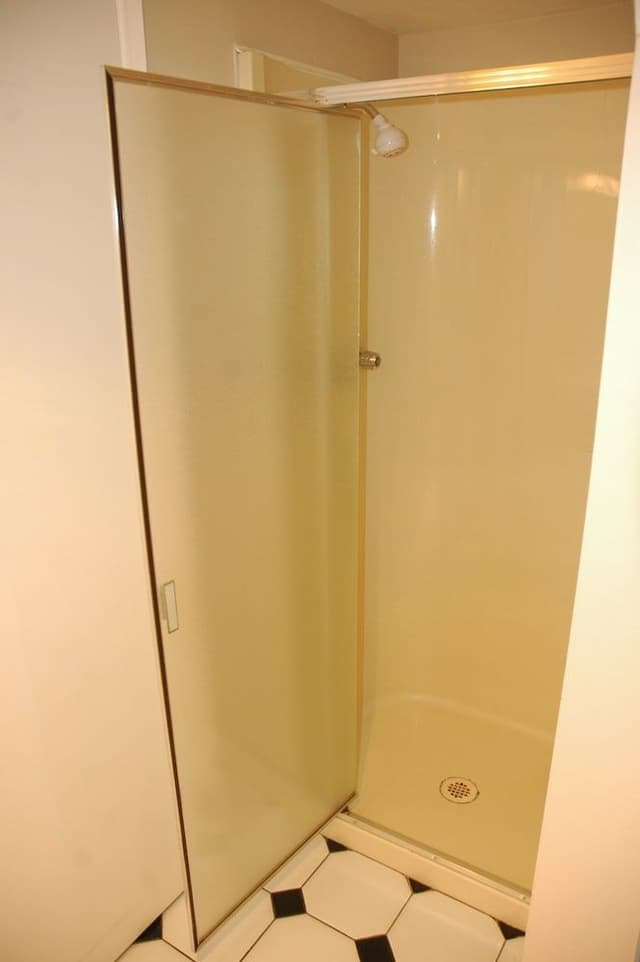 Suite, 2 Bedrooms, Shared Bathroom