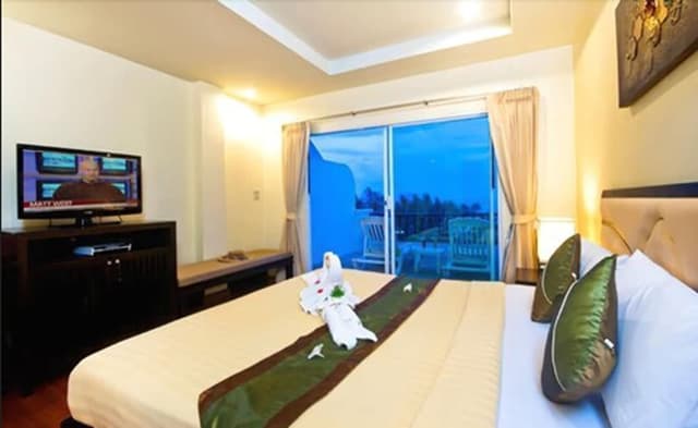 Romantic Ocean View Suite