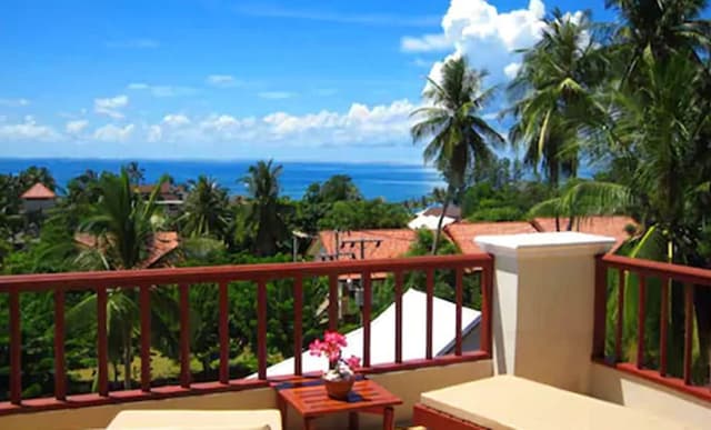 Romantic Ocean View Suite