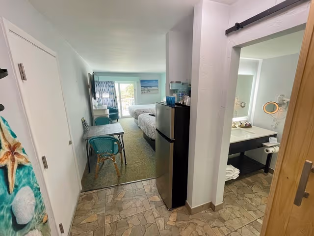 Elite Room, 2 Queen Beds, Balcony, River View