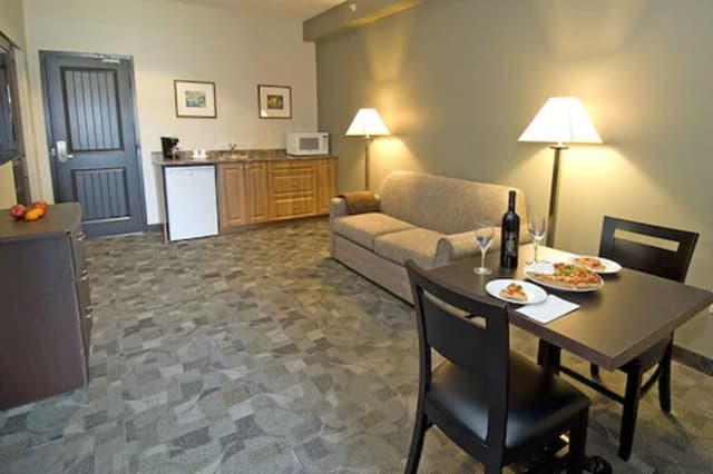 Executive Suite