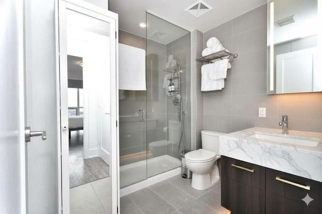Executive Condo, 3 Bedrooms, Non Smoking, City View