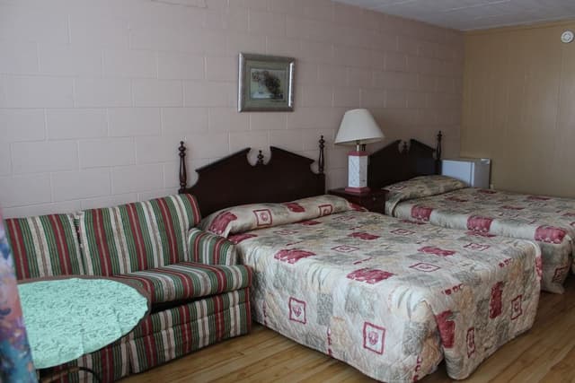 Standard Double Room, 2 Queen Beds