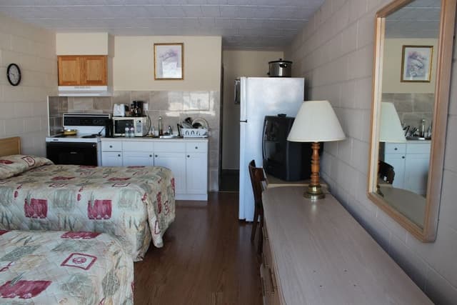 Standard Double Room, 2 Queen Beds