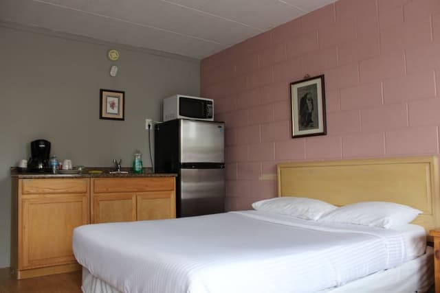 Standard Double Room, 2 Queen Beds