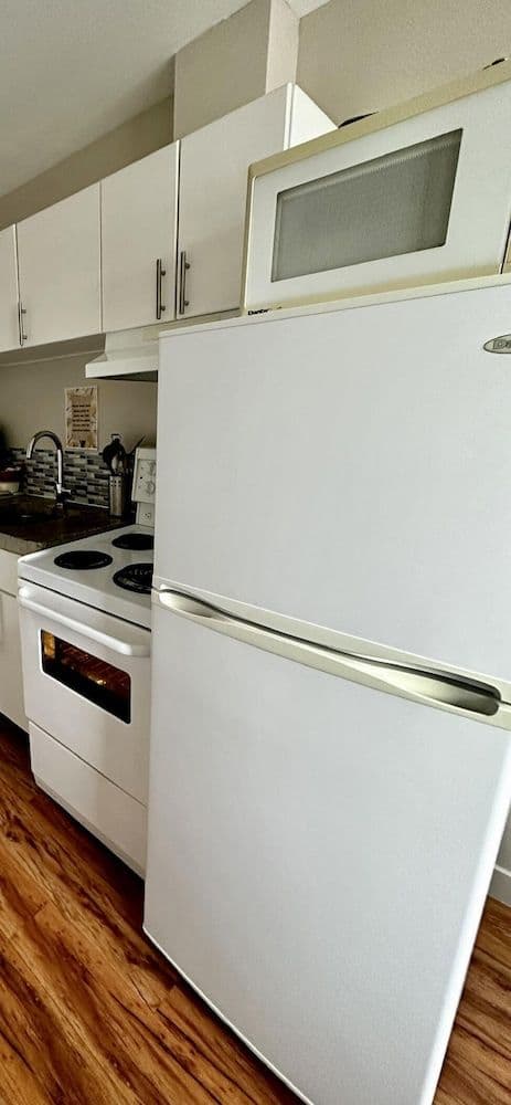 Classic Room, 2 Queen Beds, Kitchen, Harbor View