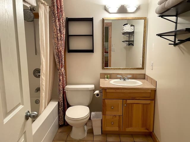 Premium Condo, 2 Bedrooms