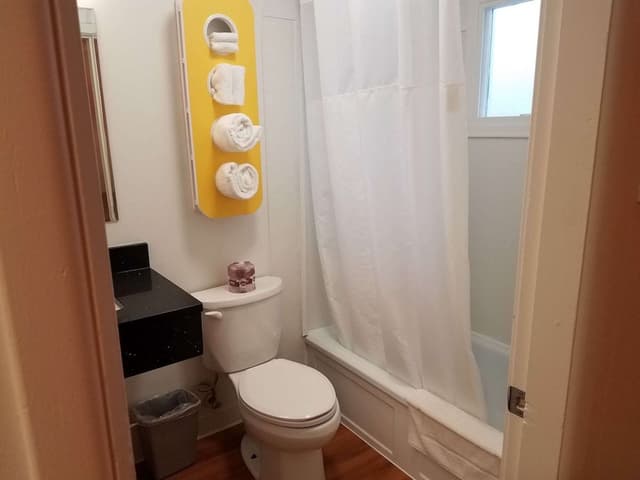 Deluxe Suite, 2 Queen Beds, Non Smoking, Kitchenette
