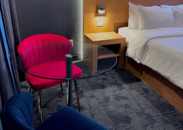 Comfort Room, 1 Queen Bed, Non Smoking