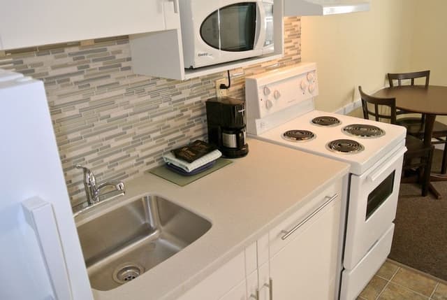 Suite, 1 Bedroom, Kitchen
