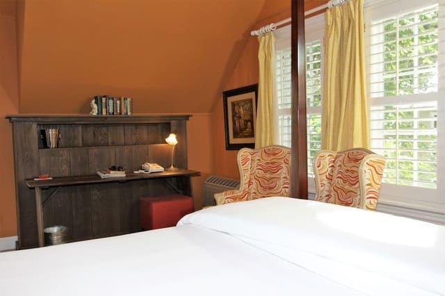 Room, 1 King Bed, Fireplace (William's Hideaway)