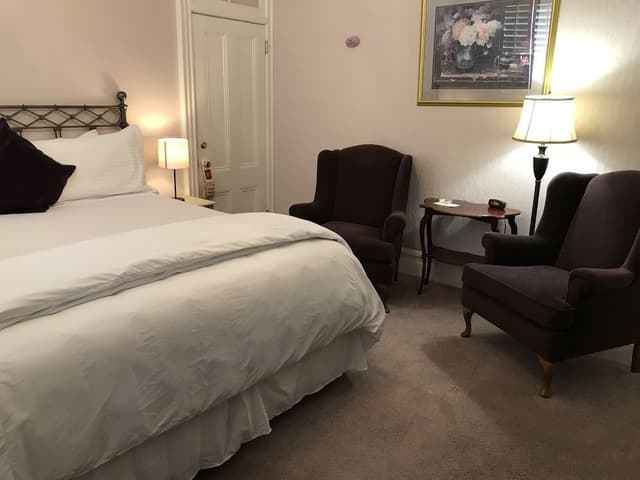 Room, 1 King Bed, Fireplace(Tessa)