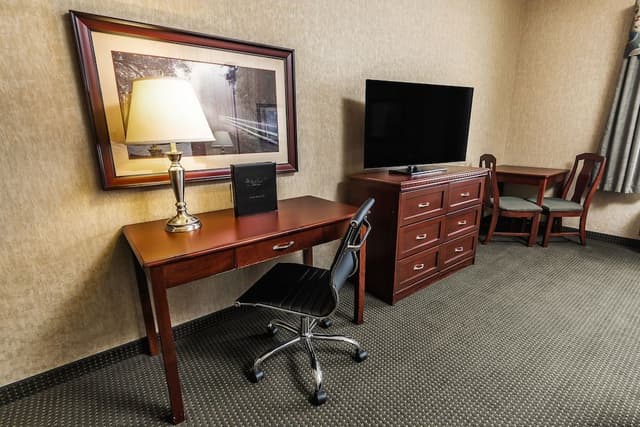 Deluxe Room, 2 King Beds