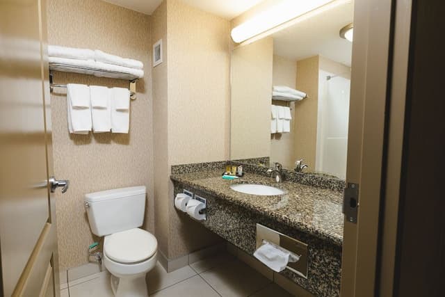 Deluxe Room, 2 King Beds