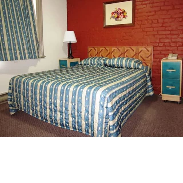 Standard Room, 1 Queen Bed