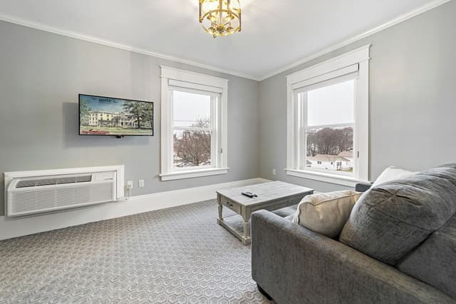 Suite, 1 Queen Bed with Sofa bed