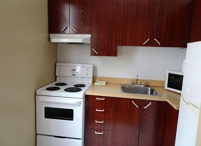 Studio, 2 Queen Beds, Private Bathroom