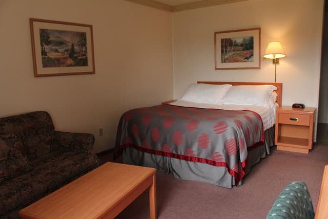 Standard Room, 1 Queen Bed with Sofa bed, Non Smoking