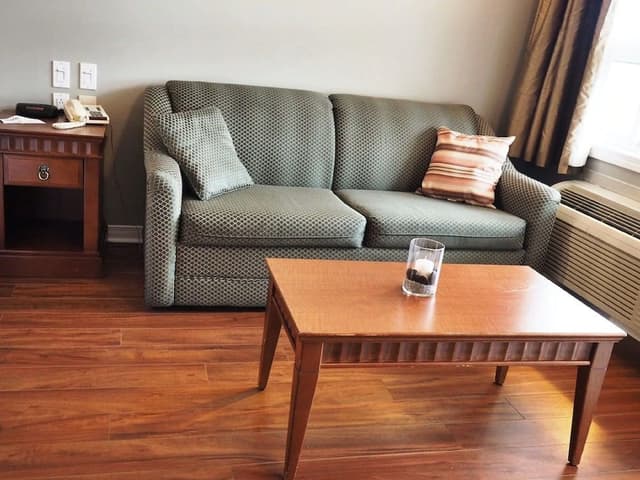 Superior Suite, 1 King Bed (Whirlpool Bath)
