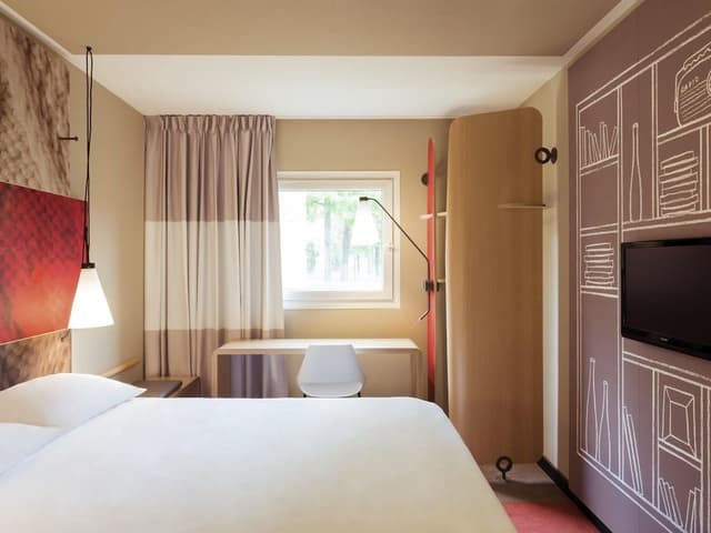 Room, Multiple Beds