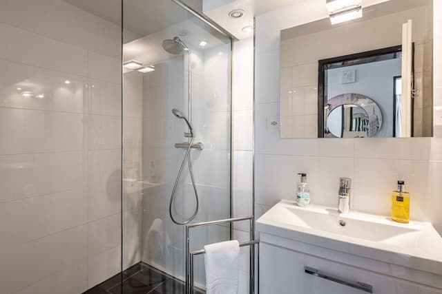 Apartment, 4 Bedrooms, Terrace