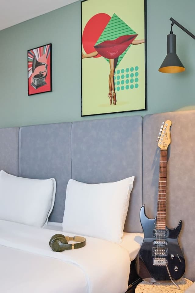Double Room, 1 Double Bed (New Sleep Easy Concept)