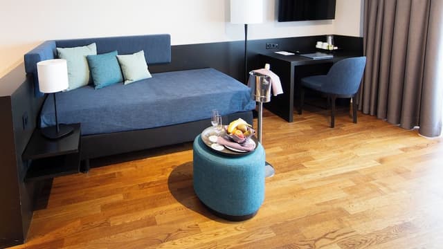 Junior Double or Twin Room, 1 King Bed, Balcony