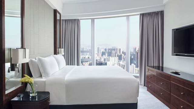 Club Executive Suite
