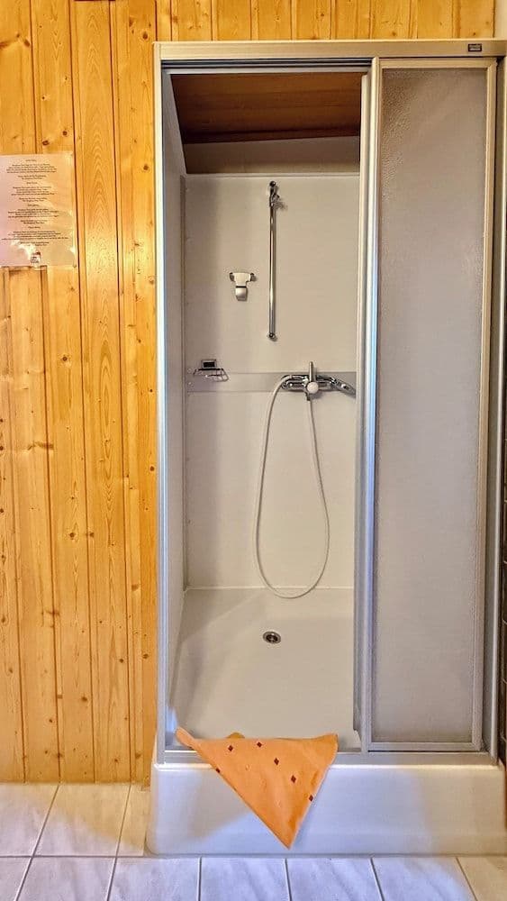 Economy Double Room, Pets Allowed, Mountain View