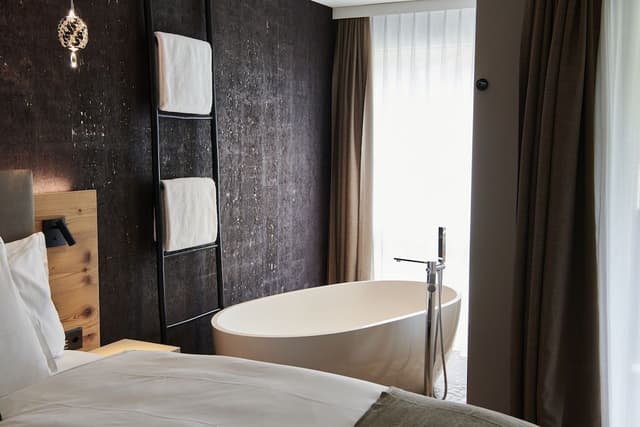 Double Room, Balcony, Mountain View (Spa Double Room with Matterhornview)
