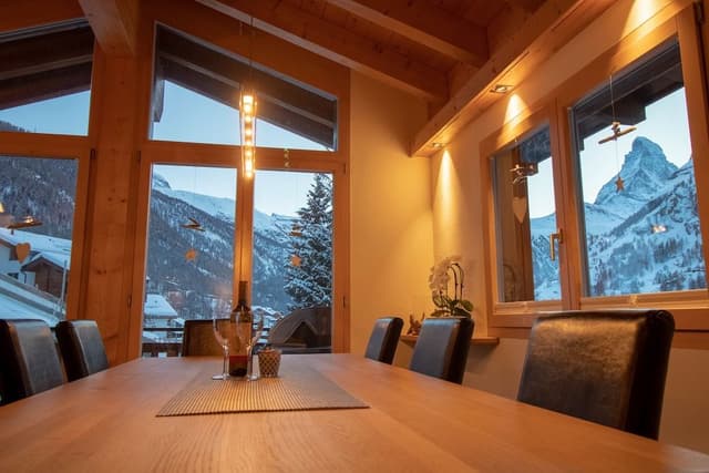 Premium Chalet, 4 Bedrooms, Sauna, Mountain View