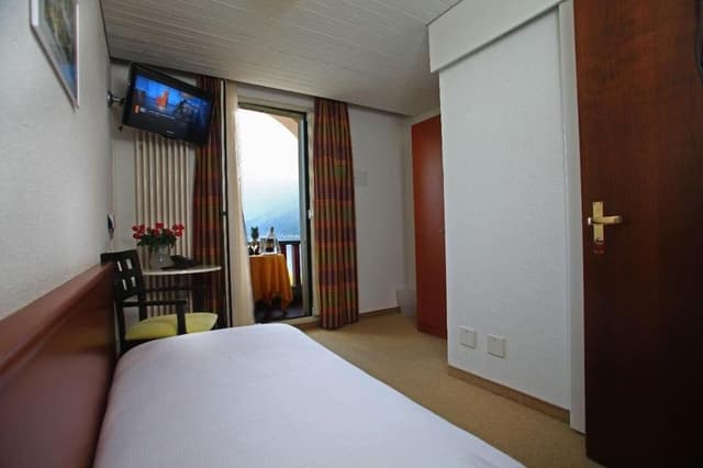 Single Room, Lake View Loggia
