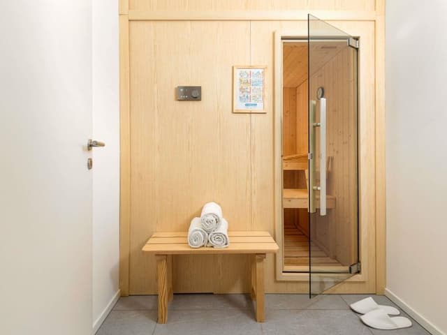 Penthouse Suite with Sauna (pets not allowed)