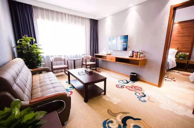 Executive Suite
